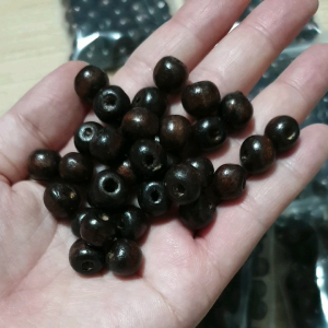 ลูกปัดไม้ ขนาด10 มิล ลูกปัดมีรูสำหรับร้อย ลูกปัดตกแต่งงานฝีมือ ตกแต่งกระเป๋า