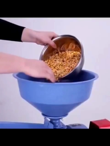 YS-20 2.2KW Herba 🍂🌾🌱 pengisar isi rumah 220v kecil pelbagai fungsi komersil pengisar kering bijirin menghancurkan kilang makanan