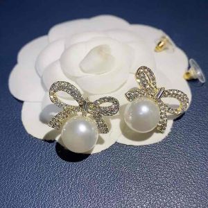 ต่างหูผู้เสื้อ ต่างหูเพชร เครื่องประดับแฟชั่น สไตล์เกาหลี พร้อมส่งจากไทย