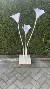 standing bunga hias lampu dekorasi pelaminan cabang 3 kelopak Bunga kuncup Motiv Terompet/bunga artifisial/lampu hias/lampu tidur/giant flowers