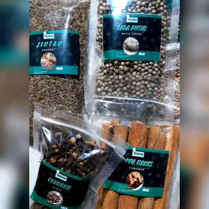 Kembang Lawang / Pekak Asli 100gram Alami - Star Anise - Rempah Herbal Bumbu Dapur Masak Premium