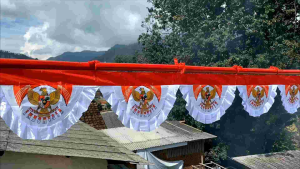 Bendera Background Mini Garuda Indonesia Merah Putih Panjang 5 Meter