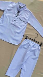 Setelan Koko Putih Anak Laki-Laki