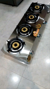 Bếp gas 4 lò khè công nghiệp chuyên bò né mỳ cay các loại số 1