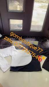 Áo thun dài tay khoét cổ phối màu đen trắng siêu hot mc92894