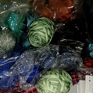 Benang rajut polykilap D27 /kerajinan tangan