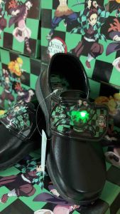 CHAPPY รองเท้านักเรียน เด็กอนุบาลชาย มีไฟกะพริบ รุ่นดาบพิฆาตอสูร Demon Slayer รหัส CD11