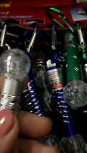 Senter Laser 3 in 1 Gantungan Kunci Pointer Mini