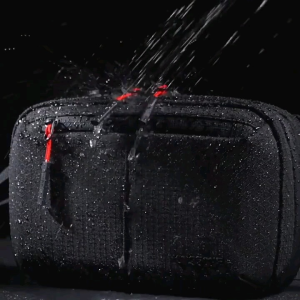 Motion Lab- Gearsling（Multi-Functional Water-Resistant Sling Bag）