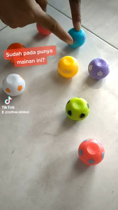 Mainan Anak Fidget Spinner Bola Viral
