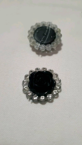 กุหลาบล้อมเพชร (10 ชิ้น) กุหลาบ ขนาด 22 มิล