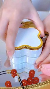 (Bebas beli 2 dapat bonus) K05 Kalung liontin kupu titanium original wanita