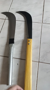 Halabas/Sickle Pang gapas ng damo Steel and Wood Handle /Gardening tools