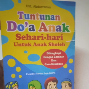 Buku Tuntunan Doa Anak Sehari-hari Untuk Anak Sholeh Warna (1512cm)