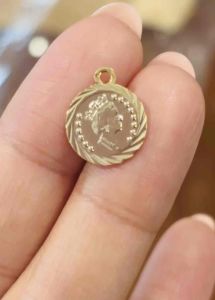 Charm treo xi vàng in hình Nữ Thần Tự Do biểu tượng tự do hạnh phúc và may mắn