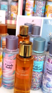 Xịt thơm toàn thân Victoria Secret body mist 250ml lưu hương lâu mùi hot dành cho nữ học sinh sinh viên