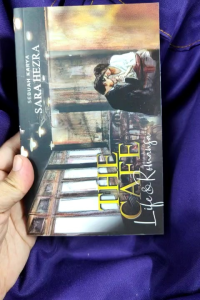 The Cafe: Life & Romansa - Sera Hezra (NEW OLD STOCK)