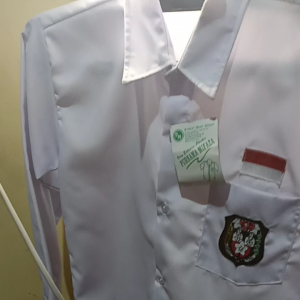 Kemeja putih panjang SD/SMP/SMA /Seragam sekolah seragam kerja kantor hem panjang polos kerja kantor