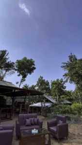 Sofa Tamu Mewah Meja Kaca Style Retro Minimalis Kayu Jati