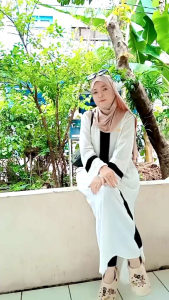 Abaya Aira Kombinasi List Cantik Crincle  Good Quality ld 120 cm