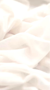 Nước Lau Kính Siêu Sạch An Toàn Hando 680ml (Hương Quế Hương Ngàn Hoa)