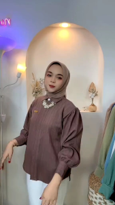 Kemeja Blouse Balon Wanita: Nyaman & Elegan