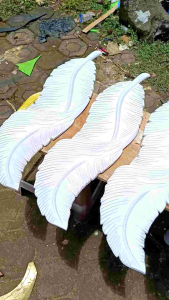 hiasan dinding Motif bulu angsa+Lampu LED