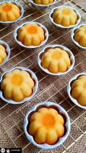 cetakan bolu jadul/kue bahulu isi 12pcs