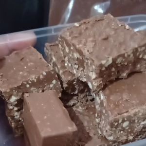 Cokelat Kubus Silverqueen 500gr: Enak & Lezat