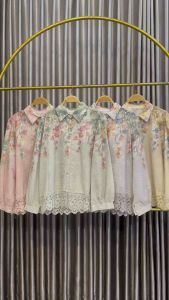 Ber.guna Delia Top Shirt Motif Print Bunga