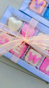 Cokelat Karakter Lucu: Pilihan Cokelat Premium Lebaran