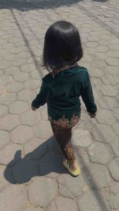 SET KEBAYA PYRAMID GUNUNGAN (kebaya+rok plisket)