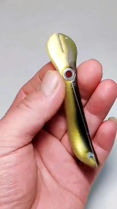 Umpan Pancing Tiruan Bentuk Ikan Bermata 3D Bahan Plastik Lembut 10cm / 6g 5 Warna