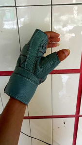 Sarung Tangan Full Kulit Untuk Fitnes / Sarung Tangan Gym