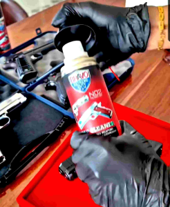 BRAVO 2กระป๋อง สเปรย์ดูแลปืน อเนกประสงค์ ล้างคราบ ป้องกันสนิม หล่อลื่น ใช้ได้กับปืนทุกชนิด