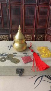 避火龙瓶/铜葫芦摆件高11cm/化解火烧天门/厨房西北角/送铜五帝钱/送10粒2.5cm黄琉璃元宝/送朱砂粉