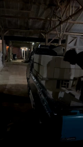 looster dinding ventilasi udara Hiasan dinding modern / warna abu Uk - 20x20x10 cm 1meter isi 25pcs