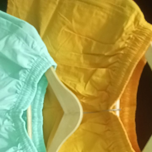 Celana Pendek Polos Dewasa & Olahraga: Pilihan Nyaman dan Tahan Lama