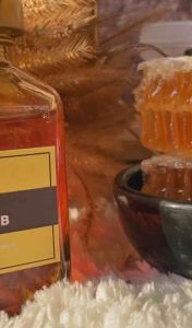 รวงผึ้งสด 40 กรัม 5 กระปุก 140 บาท