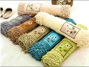 Thảm Microfiber 35x60cm. Sale màu ngẫu nhiên.195.000đ