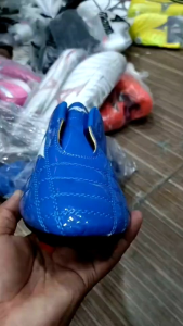 รองเท้าบอล สตั้ด มิซูโน่ pu มีมุดเย็บพร้อม สวยตรงปก100% สินค้าใช้เวลาเดินทาง 2-3 วัน สวมใส่ไม่ได้สามารถเปลี่ยนไซส์กับทางร้านได้