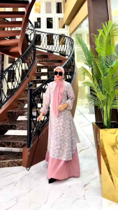 REDY Dress Sella + hijab segi 4 premium terlaris mew