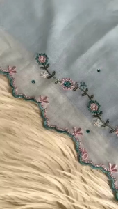 Hijab segiempat paris motif lotus by R139