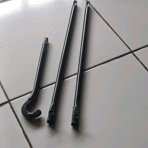 Handle Dongkrak Fortuner/Innova baut untuk lubang handle 10x10mm