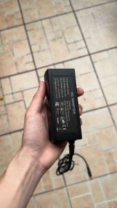 Nguồn Adapter 12V5A - Jack 5.5mm x 2.1mm (rãnh) - Sạc 12V 5A dùng cho camera..