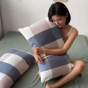 Pillow case / Punda plain/print Polyester 18×28inch Large sizeRandom color/design