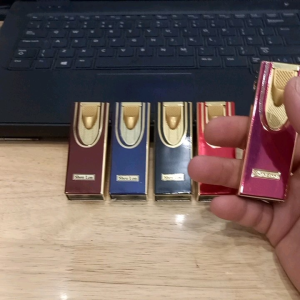 Bật Lửa Hộp Quẹt Khò Tia Xanh ShenLon F-028 Vỏ Kim Loại  Chống Gió Cực Tốt Bộ Bật Lửa 5 Cái Màu Sắc Ngẫu Nhiên Quẹt Khò Tiện Dụng Cho Ngoài Trời Bật Lửa Nhập Khẩu Từ Trung Quốc - Lazada