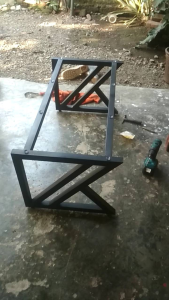 Meja besi minimalis meja besi hollow meja (Hanya rangka meja)