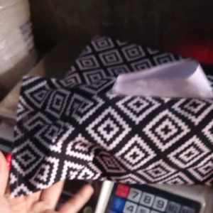 sarung tempat tisu muat buat tisu 200ply...