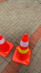 Traffic Cone 75 CM / Kerucut Lalu lintas 75 CM